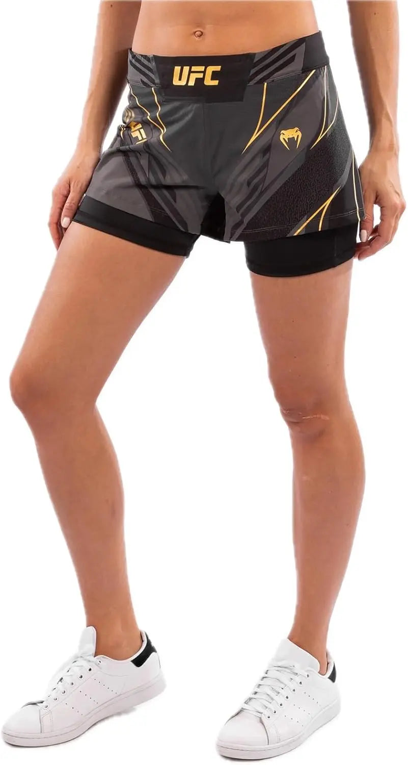 Venum womens Ufc Authentic Fight Night Women's Shorts - Short Fit The Champ Gear