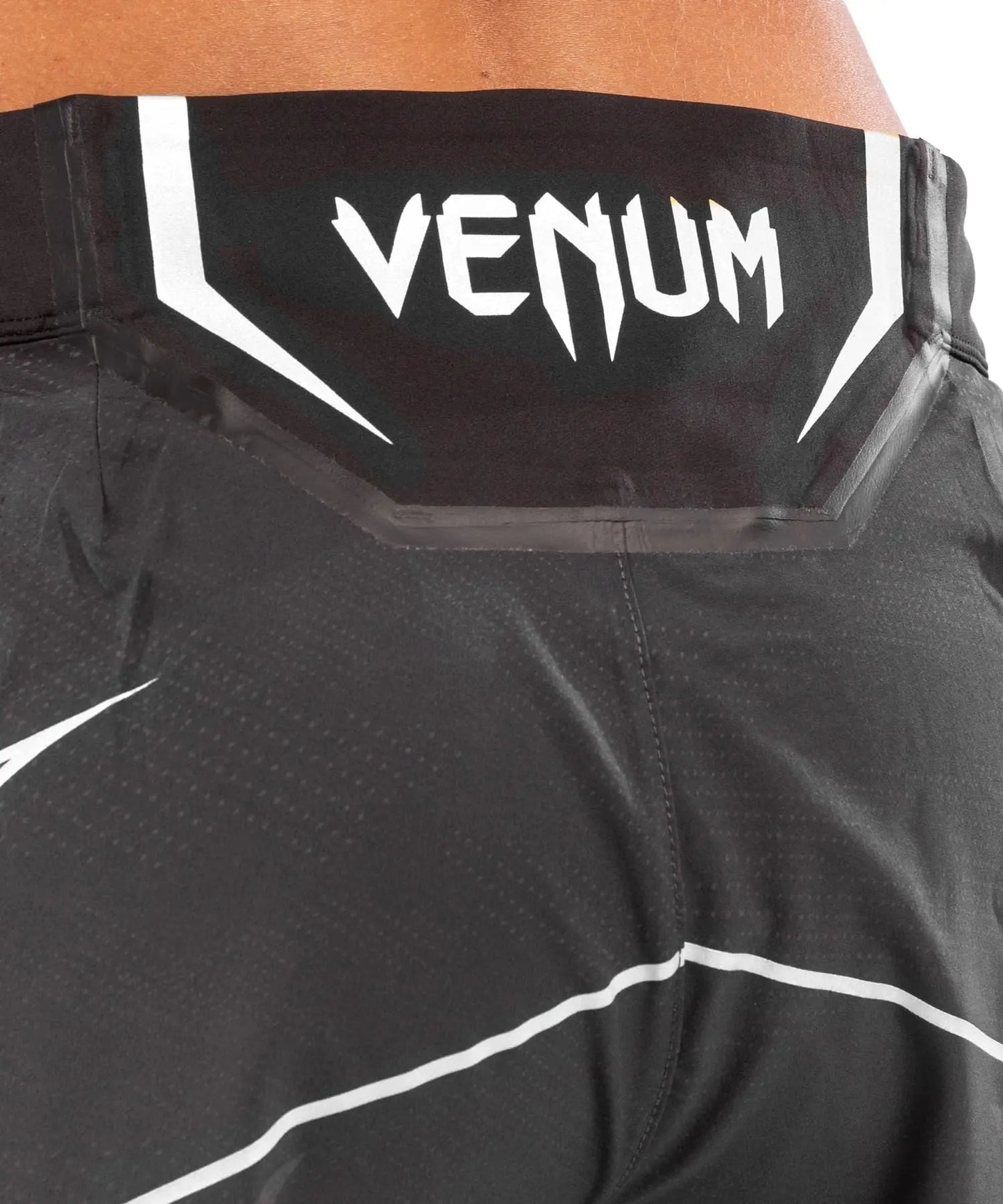 Venum womens Ufc Authentic Fight Night Women's Shorts - Short Fit The Champ Gear