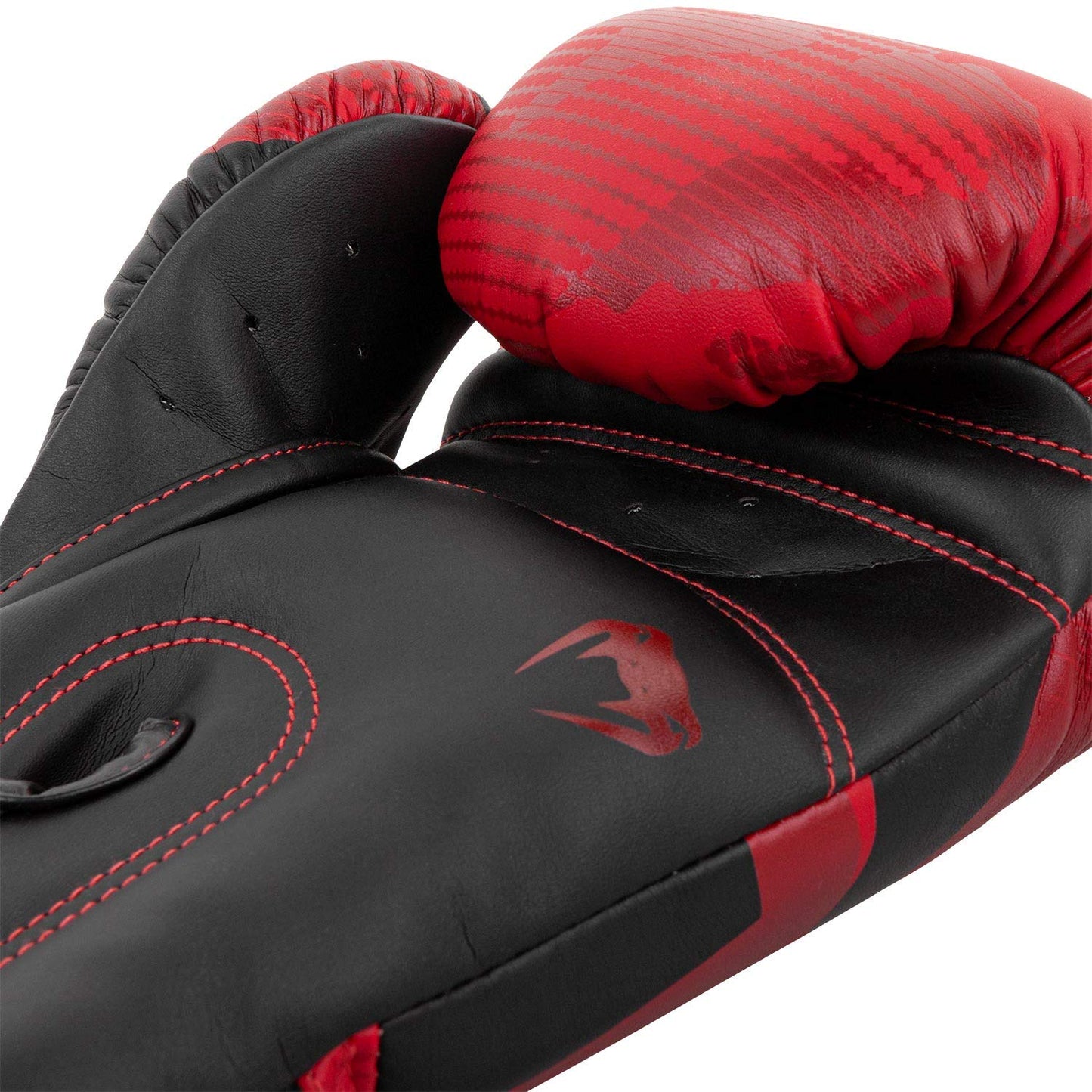 Venum Elite Boxing Gloves - The Champ Gear