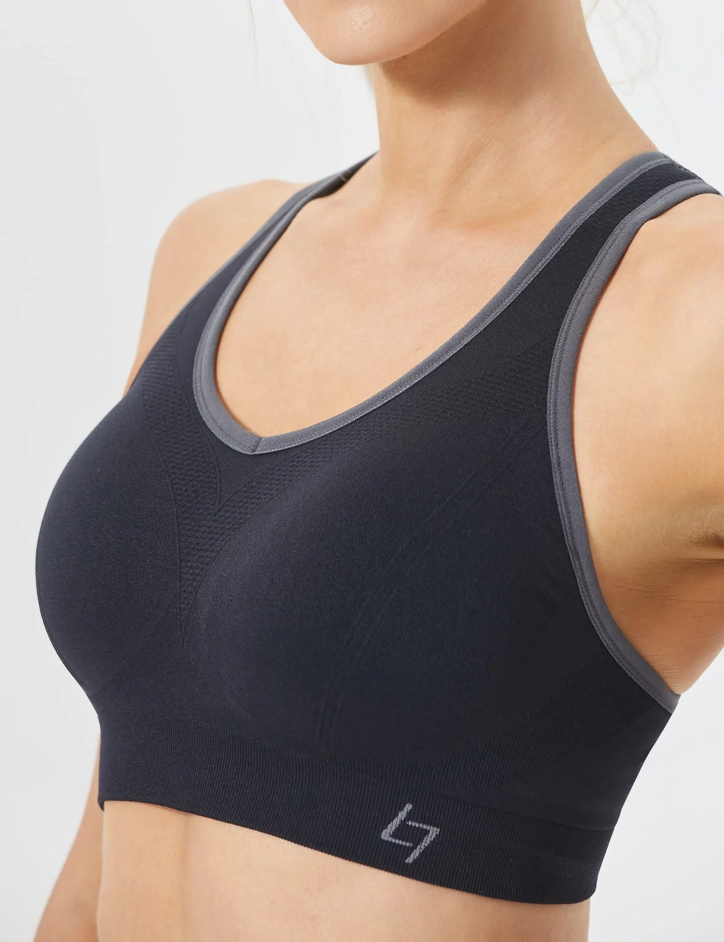 Sports Bras for Women - Padded Seamless Bras for Yoga Gym Workout Fitness - The Champ Gear